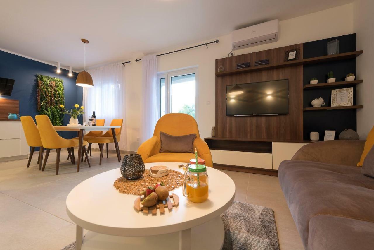 Apartment Maritimo Kotor Exterior photo