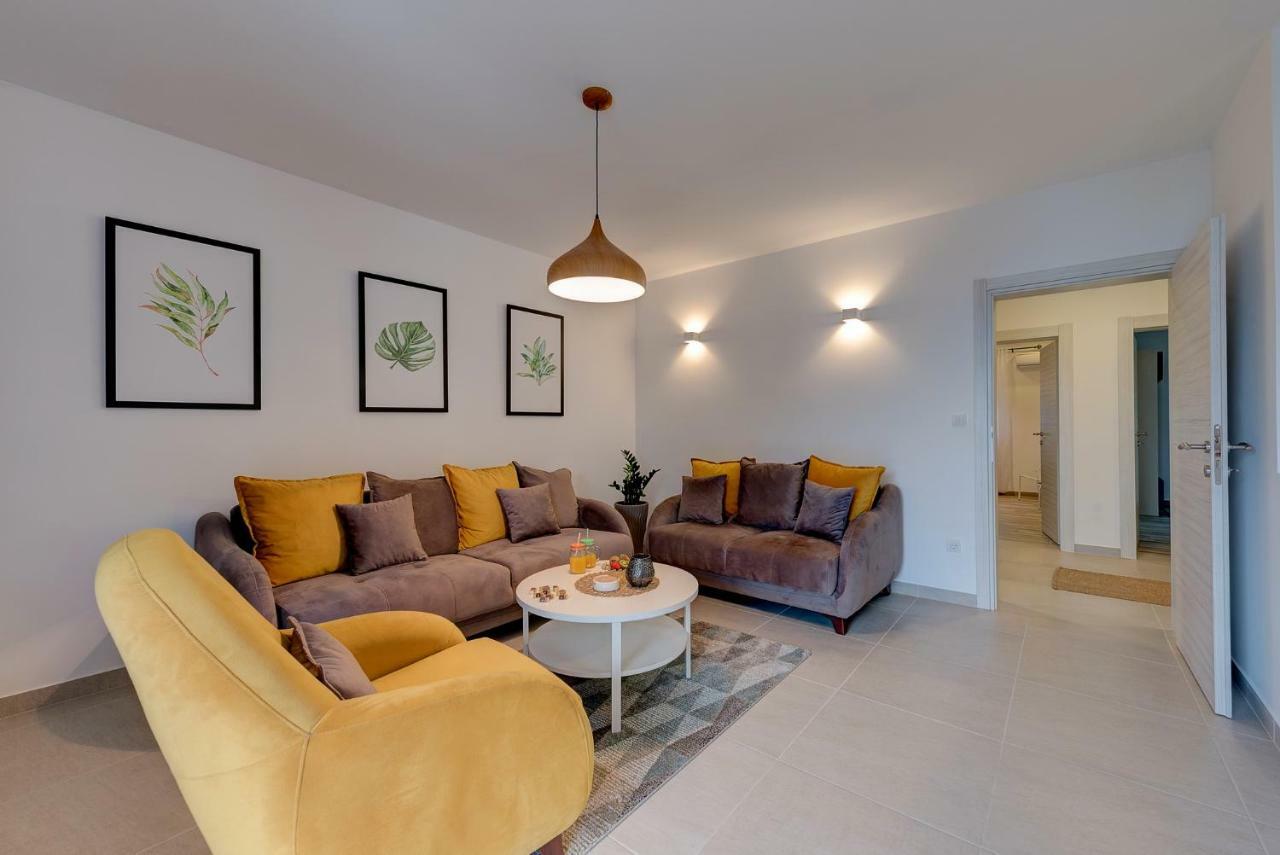 Apartment Maritimo Kotor Exterior photo